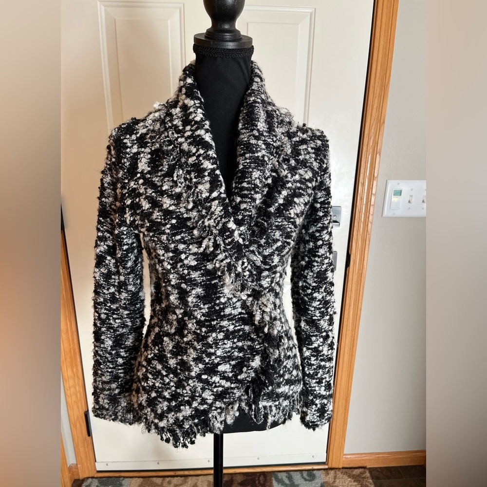 Women’s Cynthia Rowley black white fringe wrap blazer cardigan sweater. Small